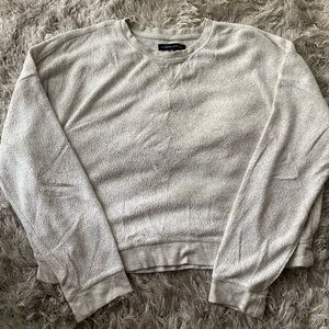Women’s crew neck sweatshirt